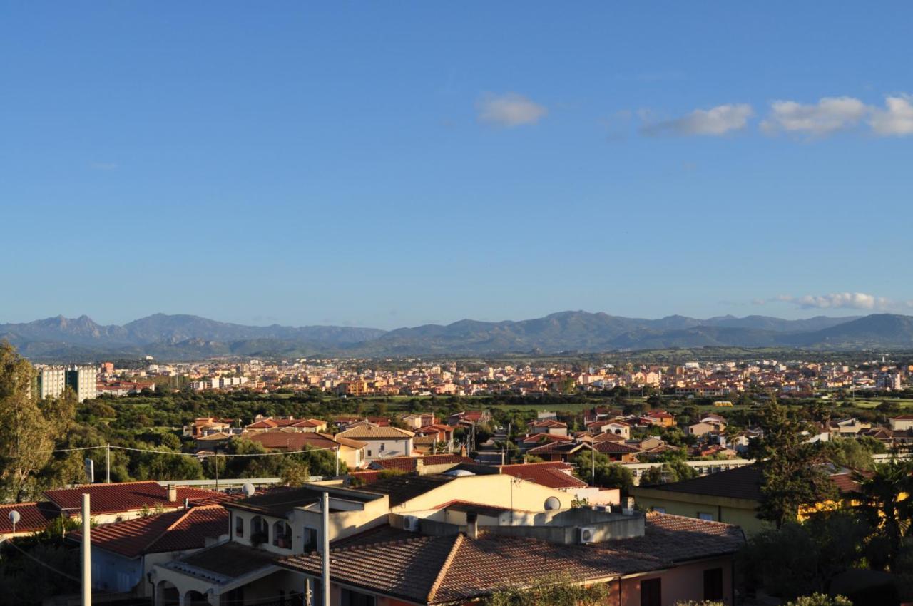 Villa Luce B&B Όλμπια Εξωτερικό φωτογραφία
